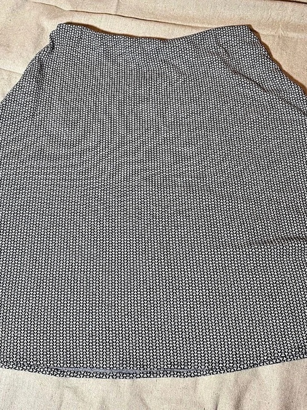 Ann Taylor Women's Geometric A-Line Skirt Size 6